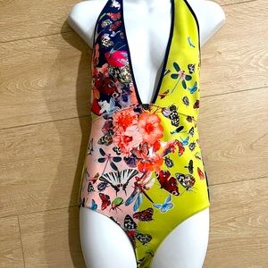 One piece bathing suit
